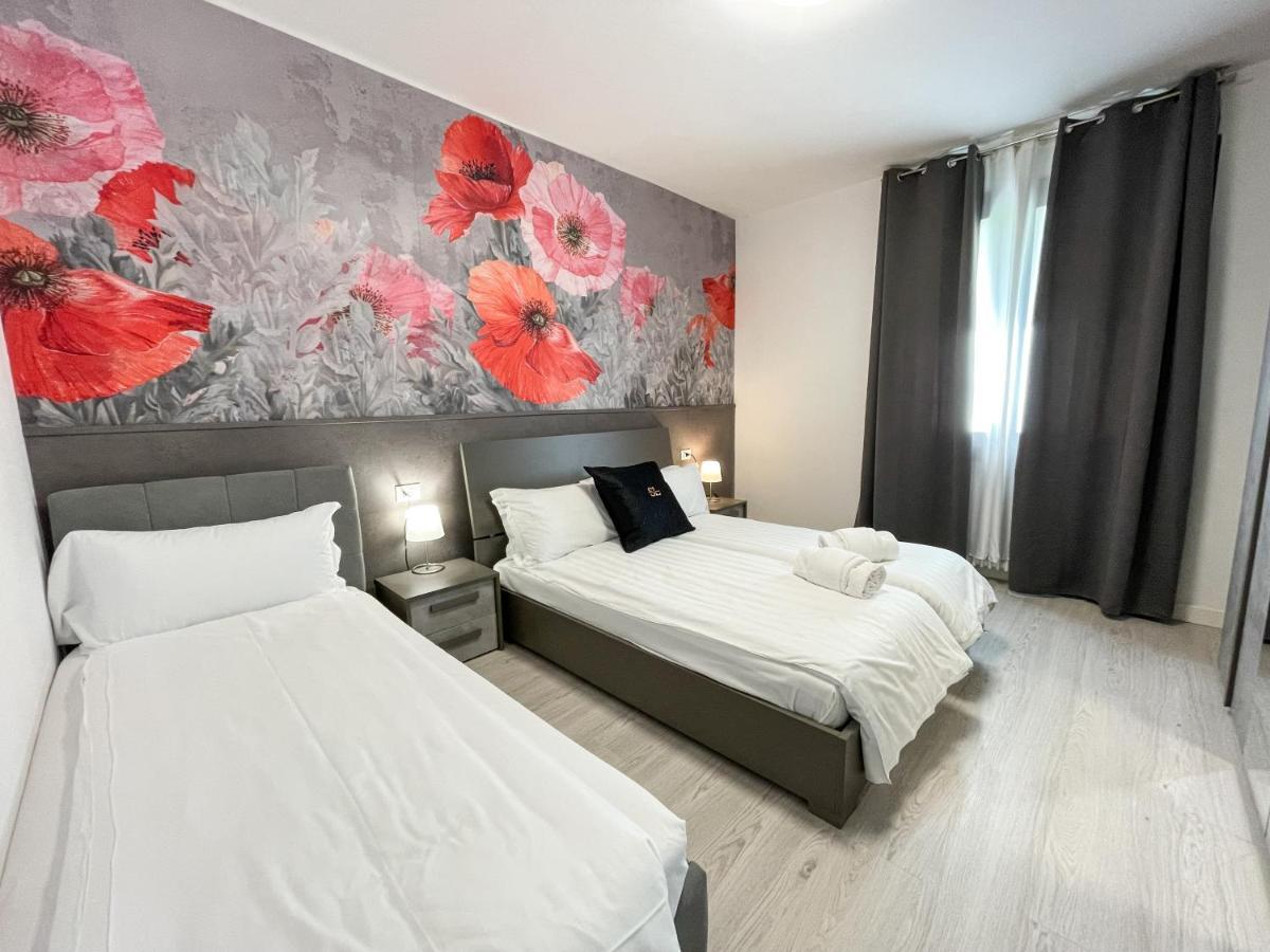 Sunset Lodge - Enjoy Holiday Garda  Exteriör bild