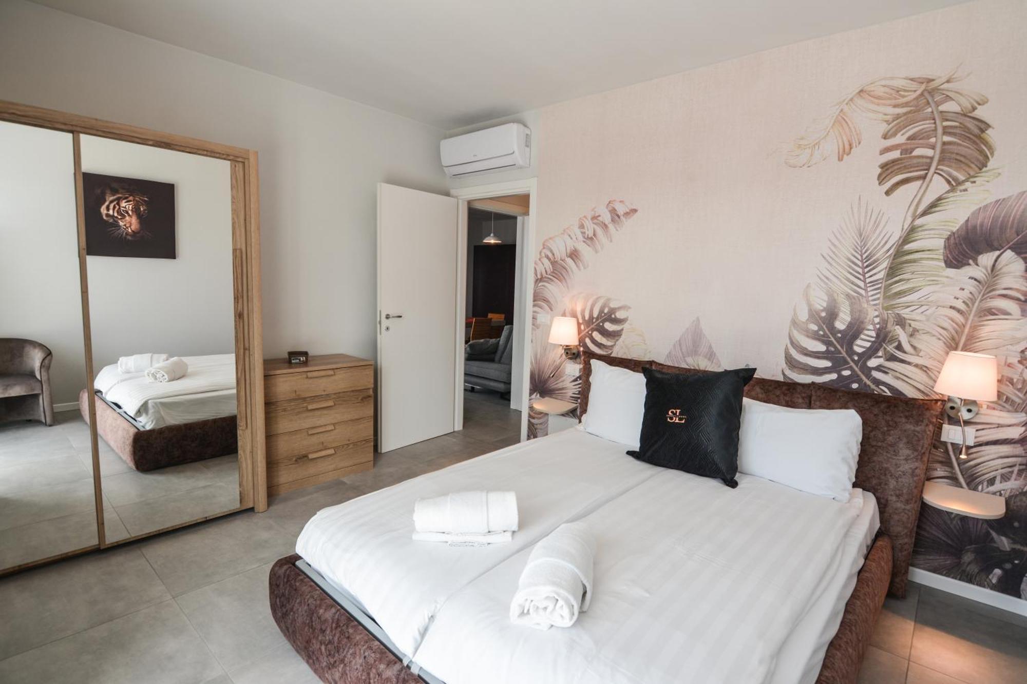Sunset Lodge - Enjoy Holiday Garda  Exteriör bild
